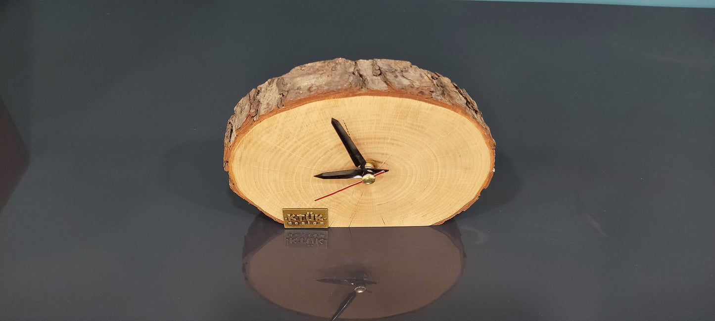WOODEN modern table clock, Small desk clock, Wood clock for desk, Office desk organization, Ktük Design, Gift for dad, Christmas gift